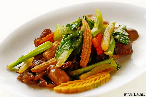 Жареные овощи по-тайски